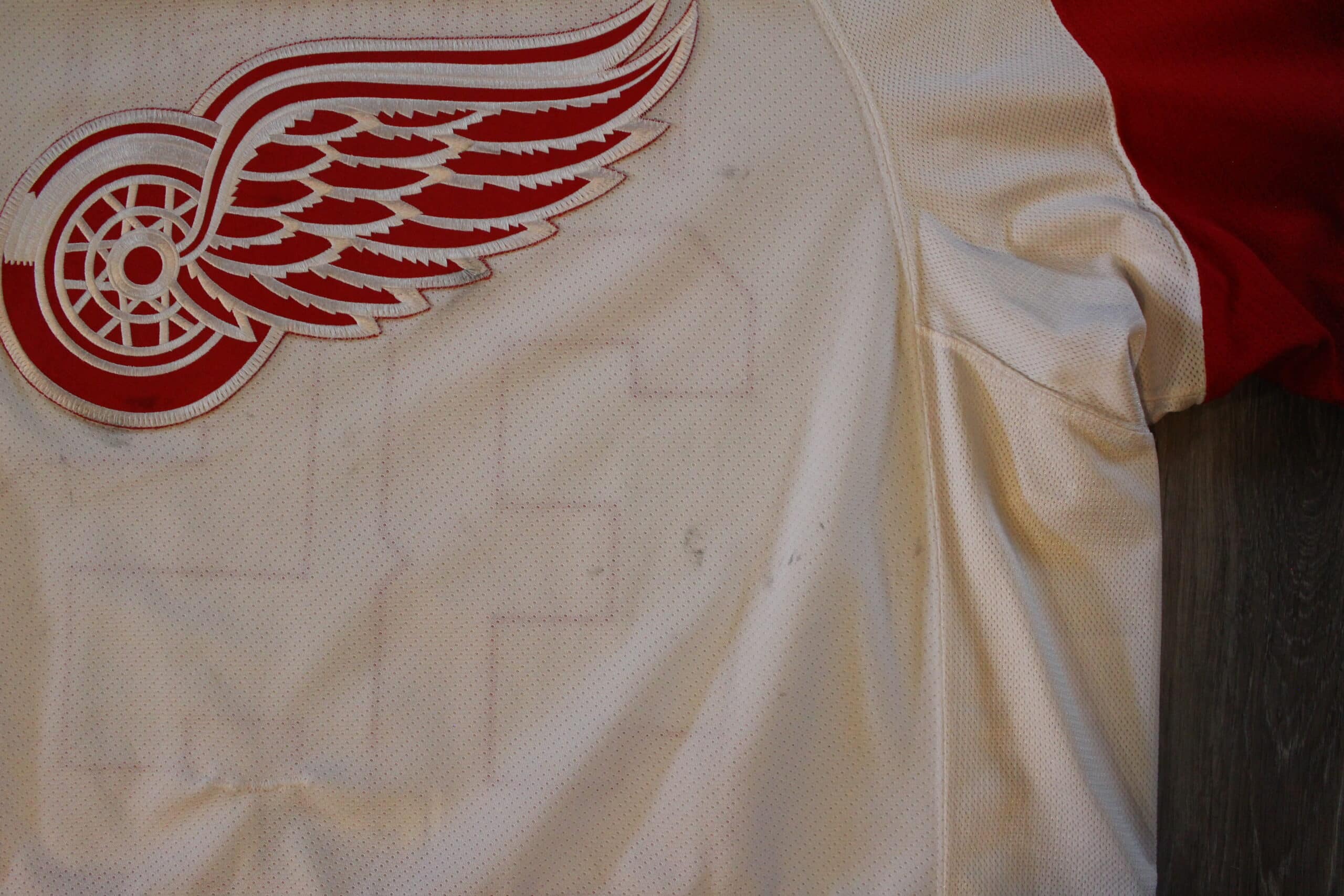 Jimmy Howard 2009-10 Detroit Red Wings White Playoffs Game Worn Jersey -  Rookie, Matched 