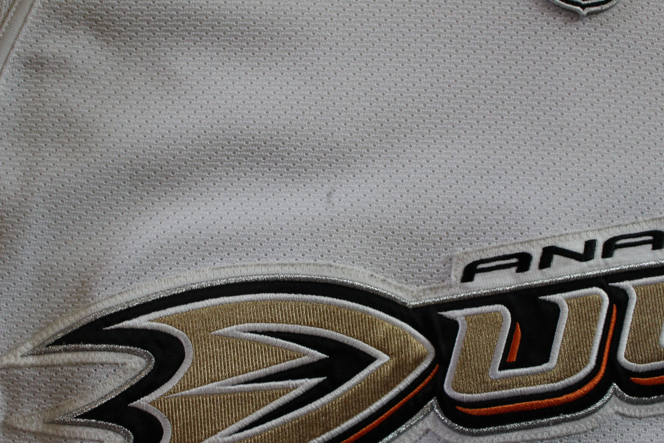 Cam Fowler Signed Anaheim Ducks Jersey (Beckett COA)