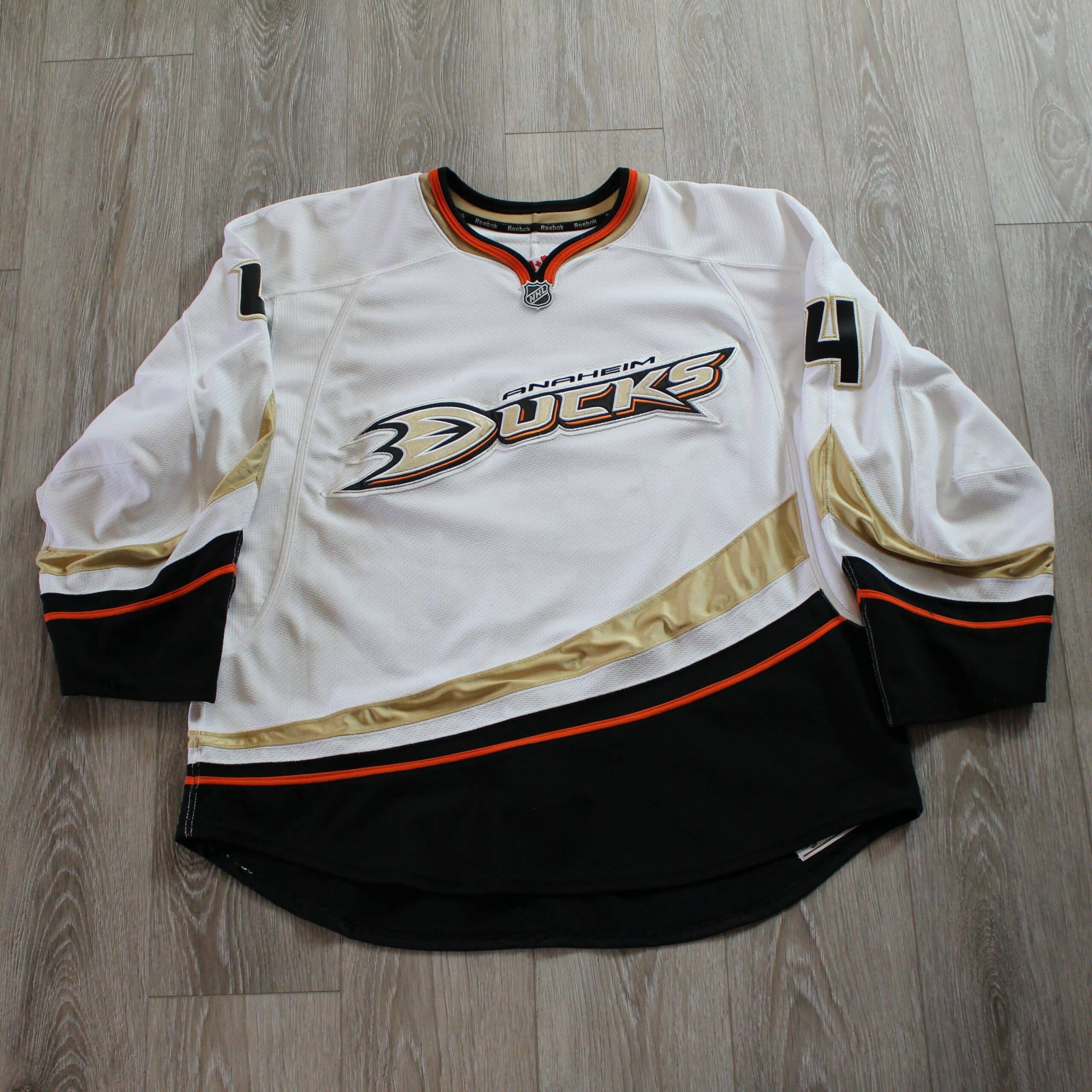 Cam Fowler Signed Anaheim Ducks Jersey (Beckett COA)