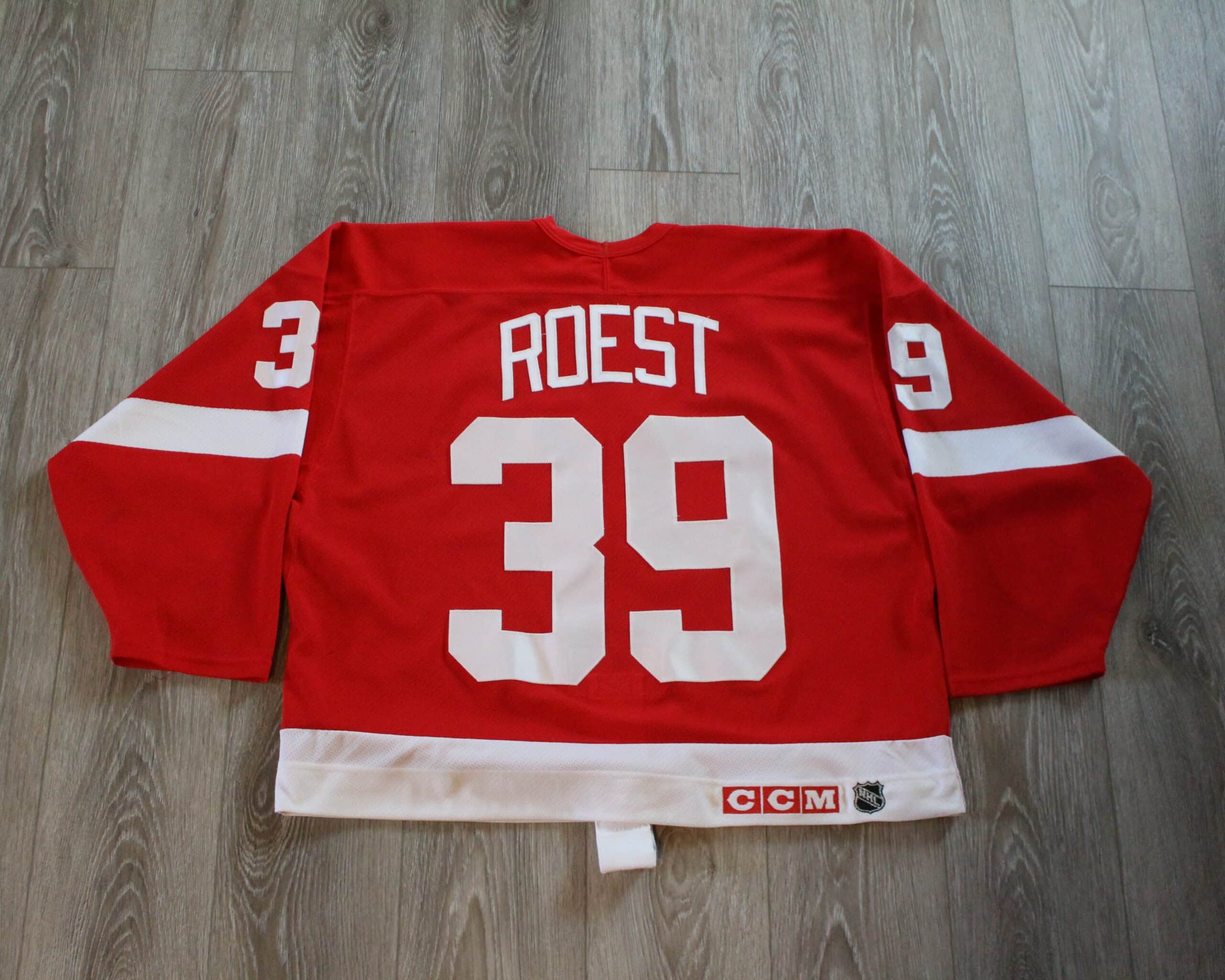 Stacey Roest 1999-00 Detroit Red Wings White Set 2 Game Worn Jersey -  Matched 